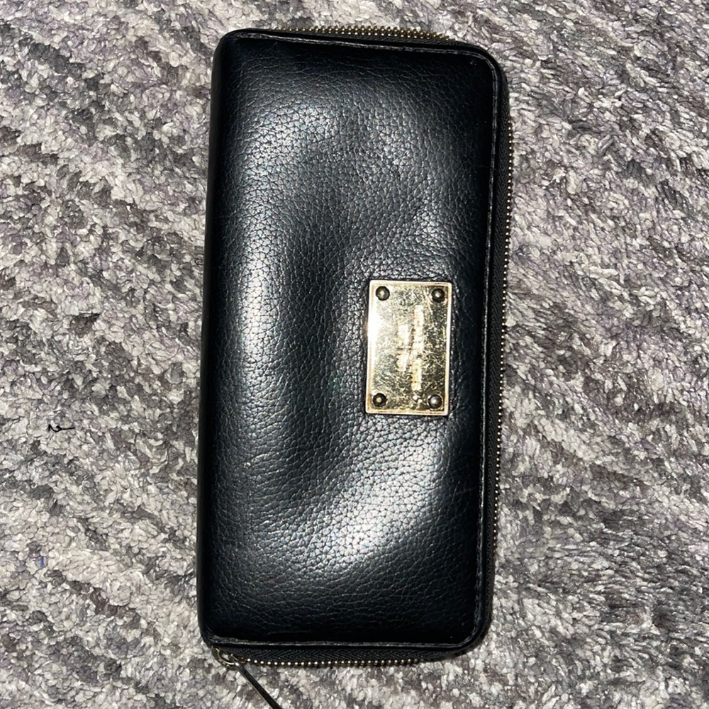 Michael Kors wallet- Black
